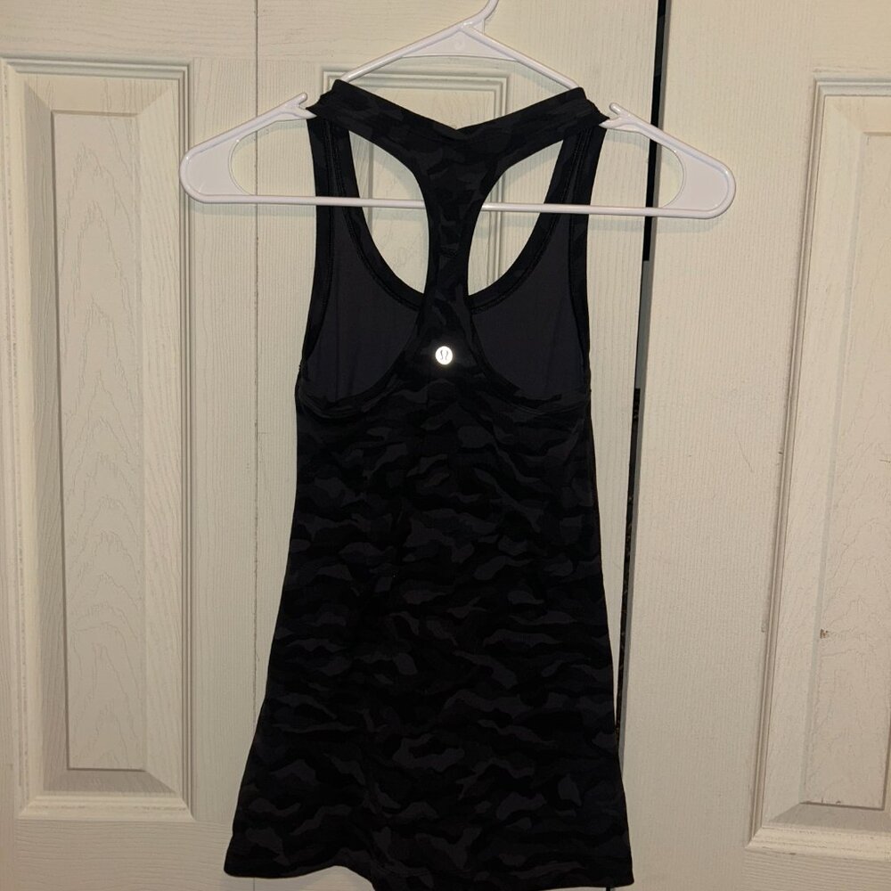 Lululemon Swiftly Tech Racerback - Picture 2 of 2